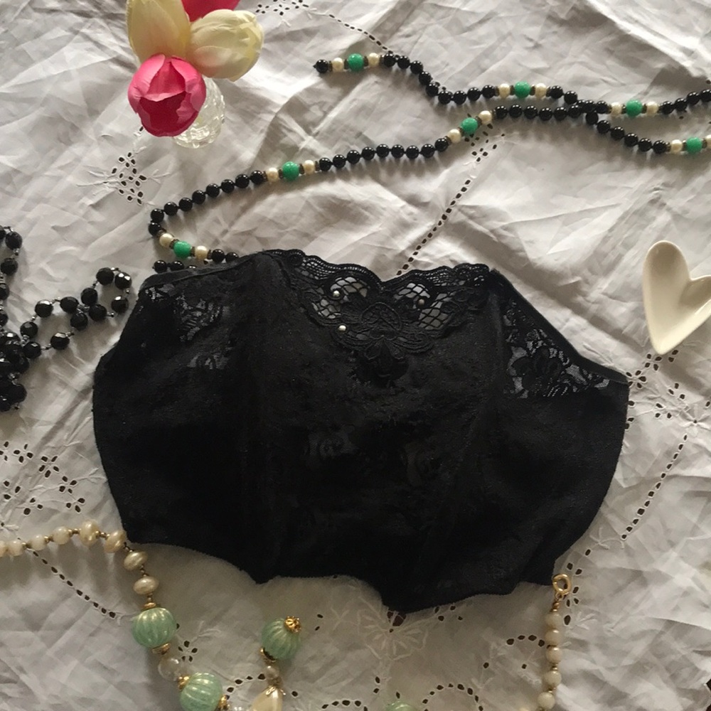 Vintage 90‘s Y2K Sheer Sexy Lace Fitted Feminine Bustier Corset Cropped Top